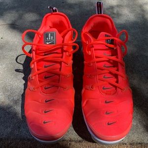 Nike Air Vapormax Plus Bright Crimson